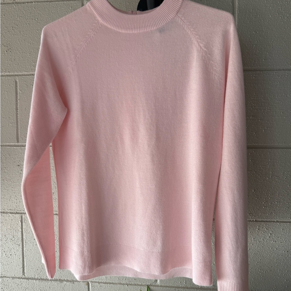 Kendra Scott Zip-Back Mock-Neck Sweater. Baby Pink. Medium. Kept folded.